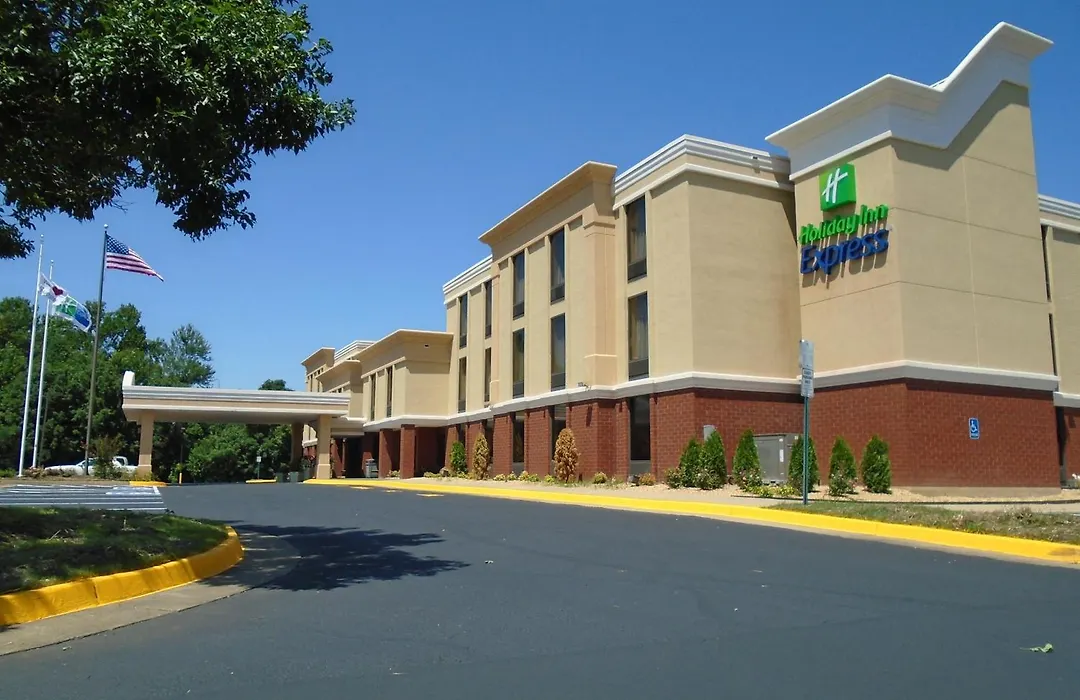 Holiday Inn Express Hotel & Suites Midlothian Turnpike By Ihg-1