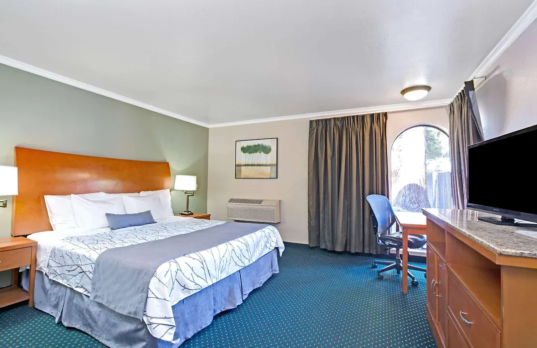 Days Inn By Wyndham San Jose Convention Center-1