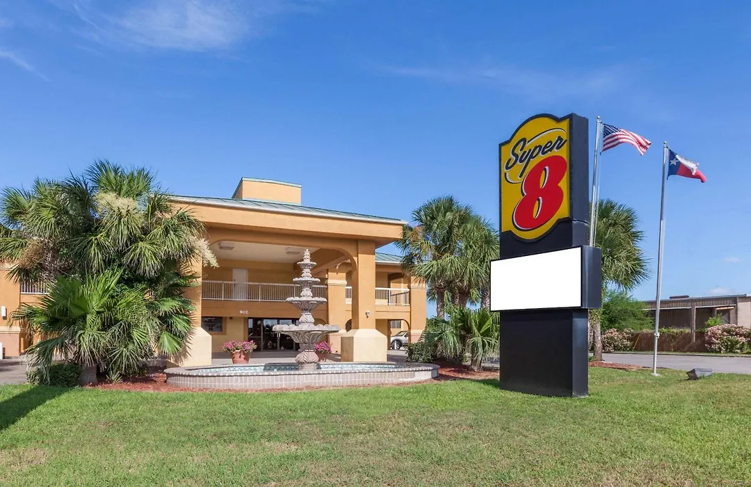 Super 8 By Wyndham Corpus Christi-1