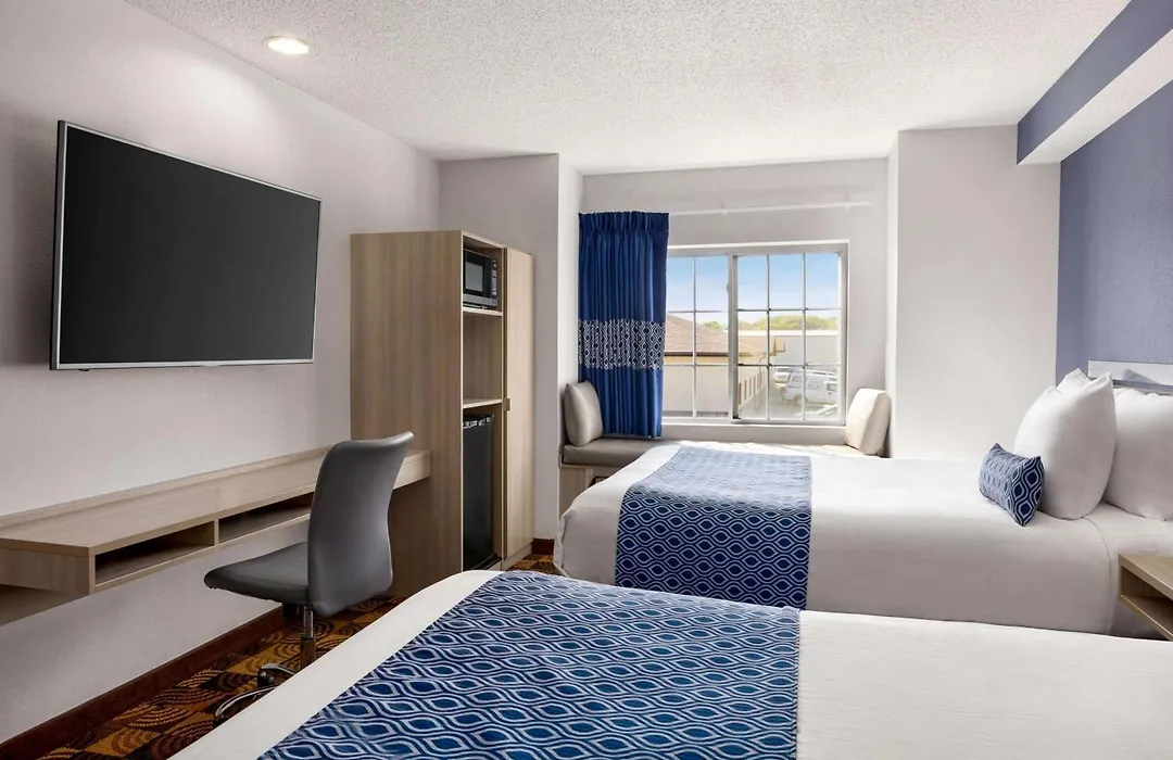 Microtel Inn & Suites Lincoln-1