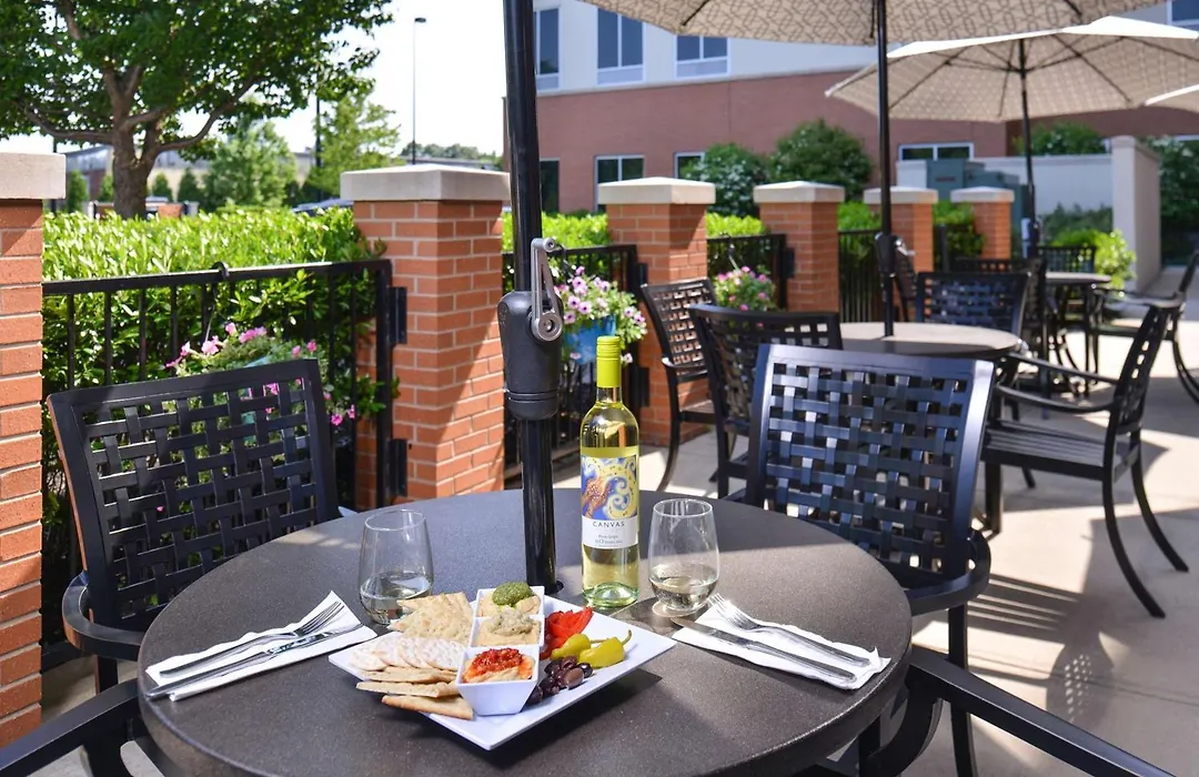 Hyatt Place Garden City-1