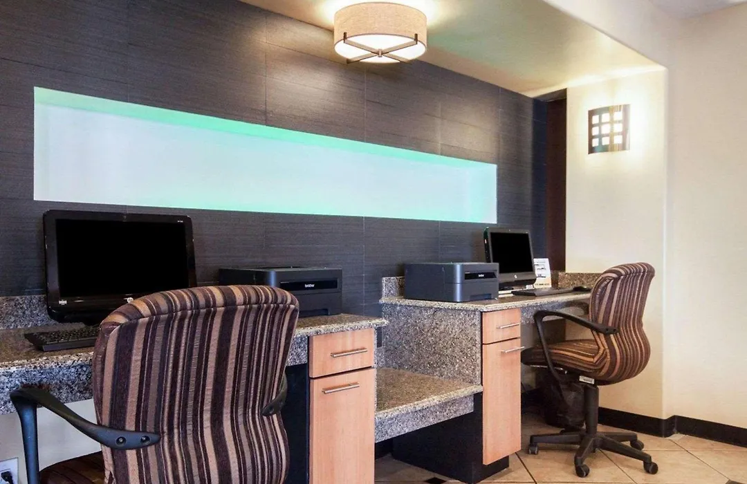 Quality Inn Airport East-1