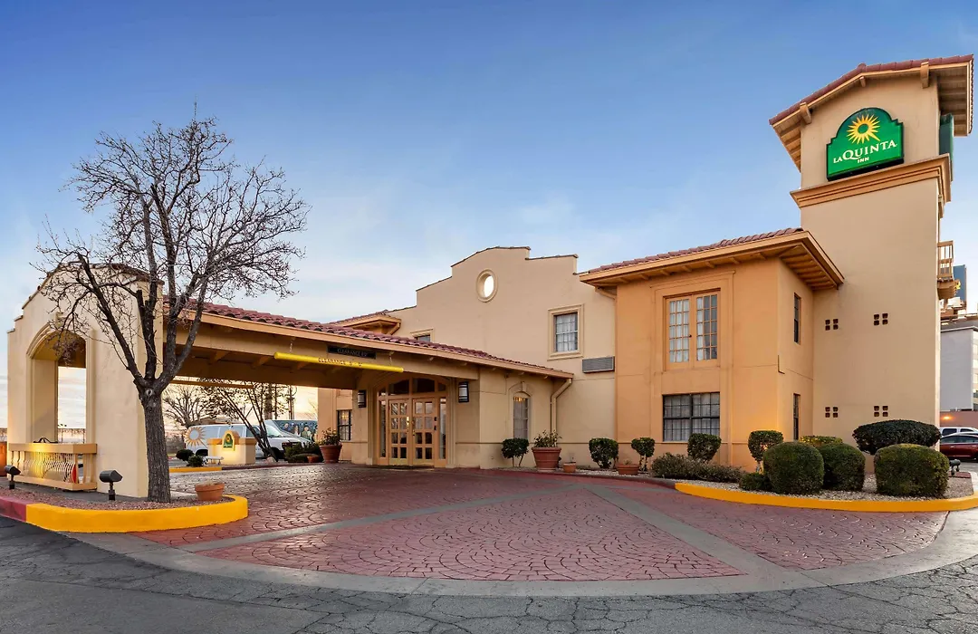 Travelodge By Wyndham El Paso - Airport-1