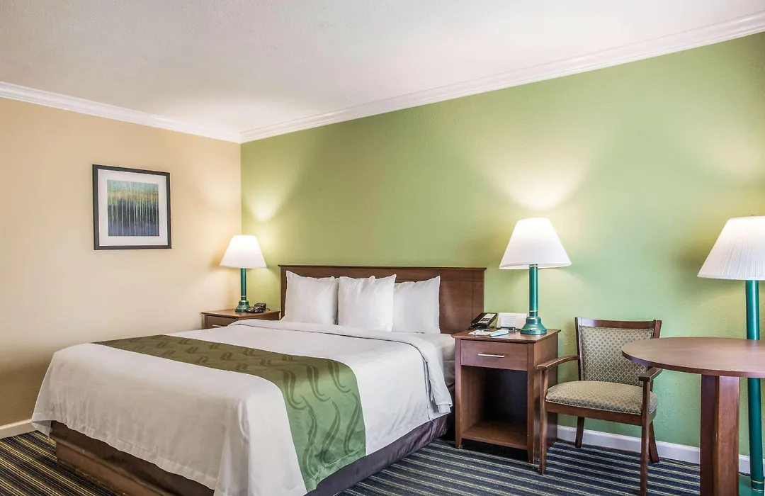 Quality Inn-1