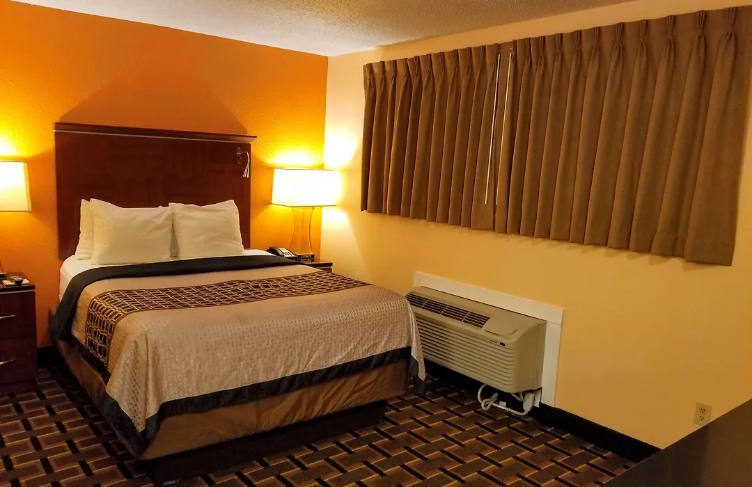 Surestay Hotel By Best Western Lincoln-1