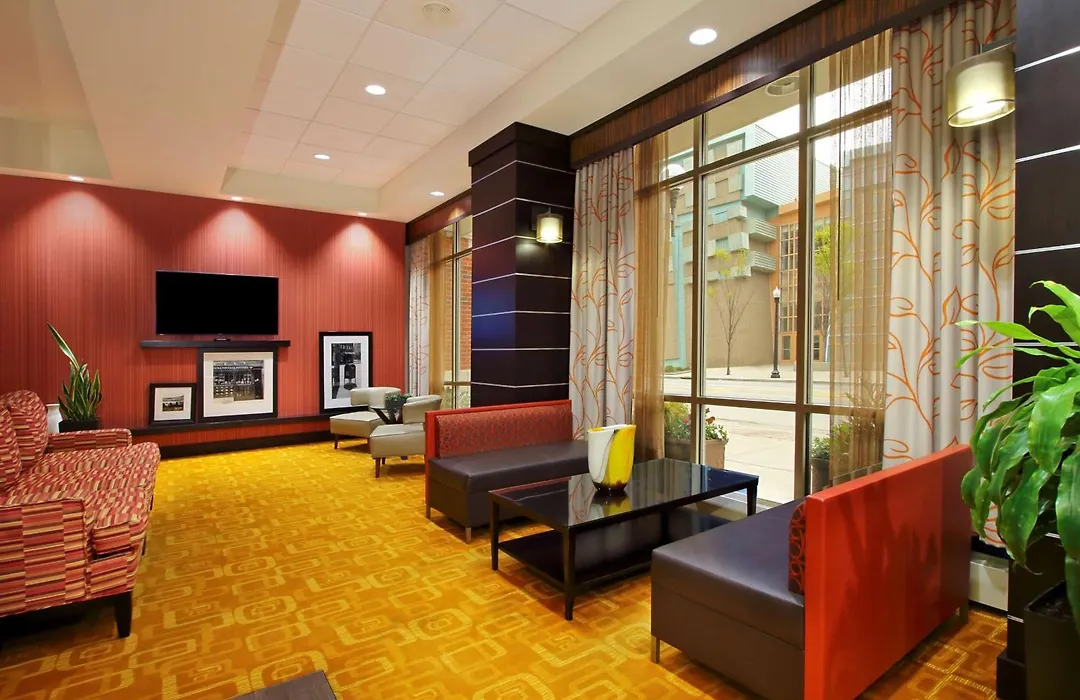 Hampton Inn & Suites Columbus-Downtown, Ohio-1