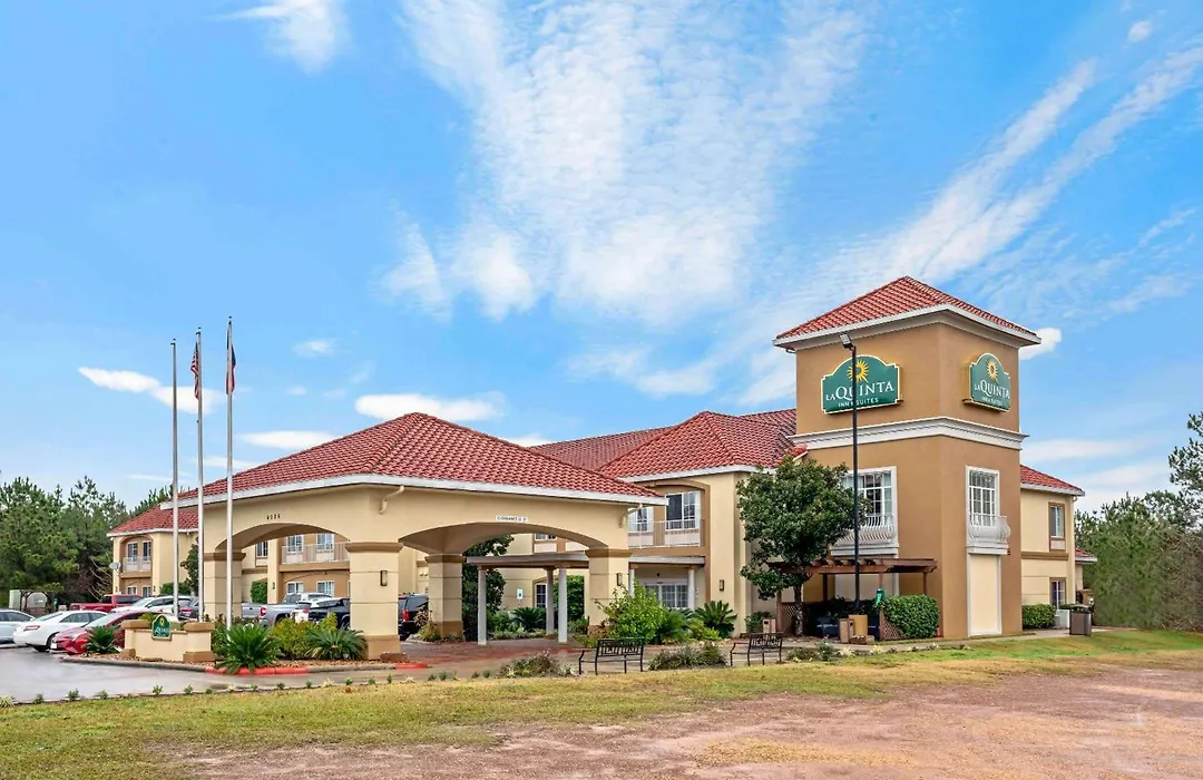 La Quinta By Wyndham Conroe-1