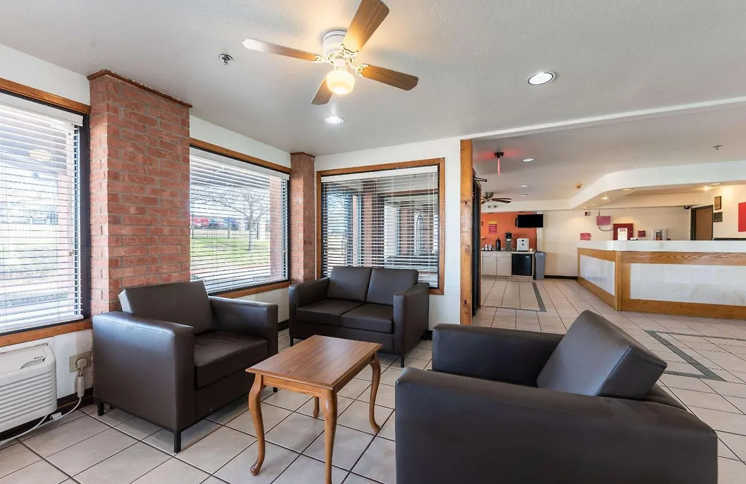 Econo Lodge Inn & Suites Mckinney - Plano North-1