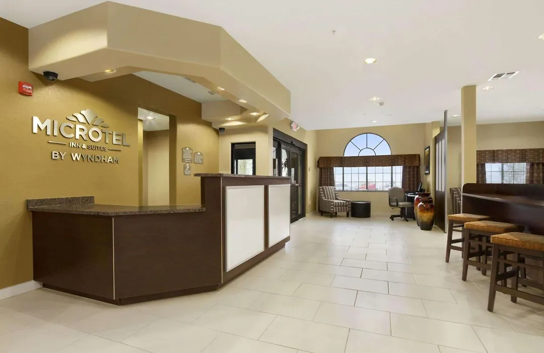 Microtel Inn & Suites By Wyndham Round Rock-1