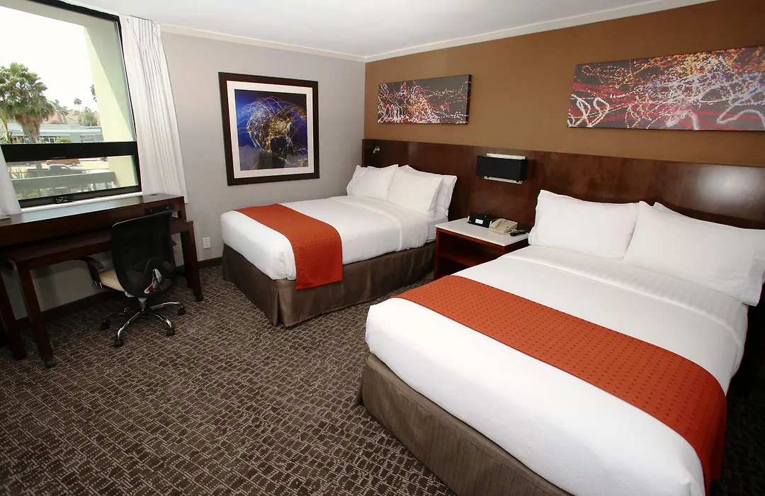 Holiday Inn Long Beach - Airport By Ihg-1