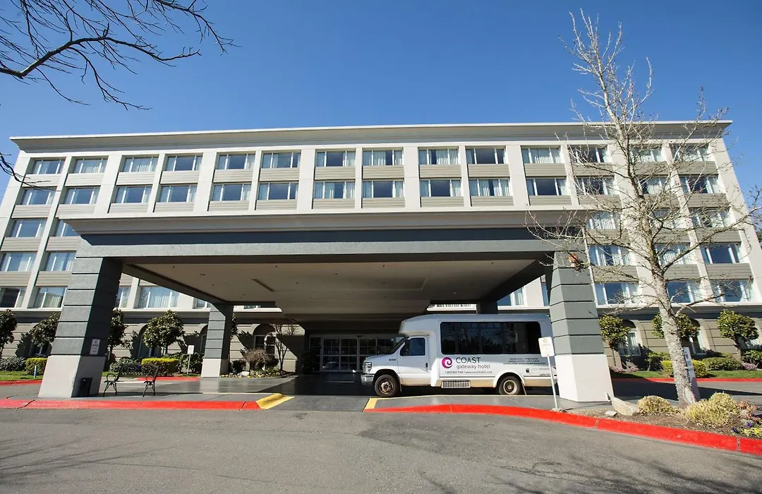 Coast Gateway Hotel-1