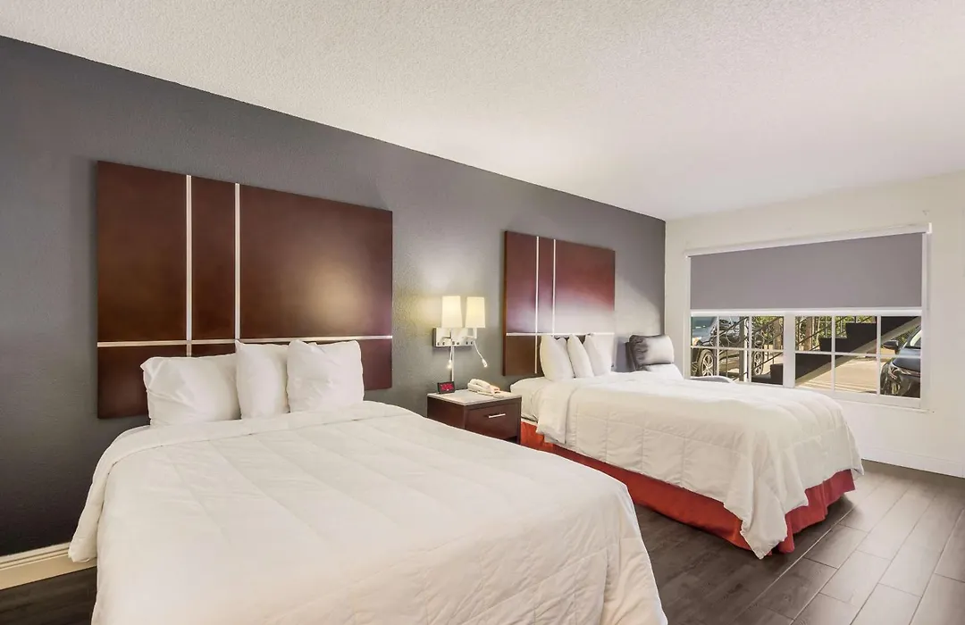 Surestay Hotel By Best Western Sarasota Lido Beach-1