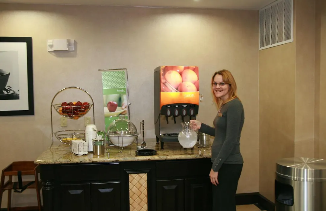 Hampton Inn & Suites Decatur-1