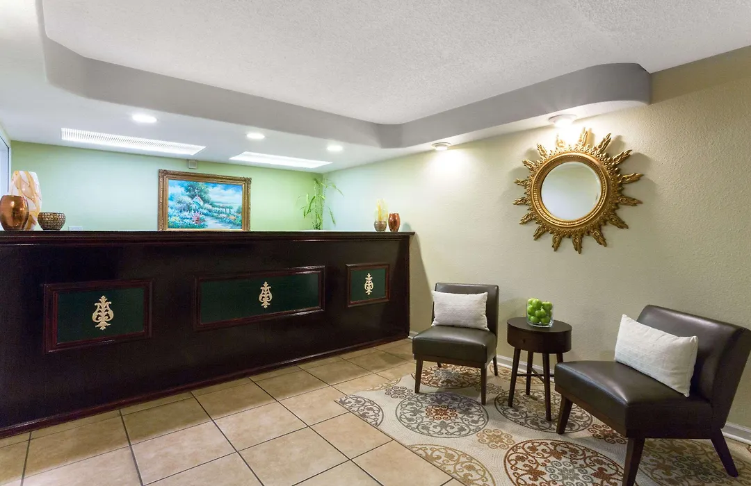 Howard Johnson By Wyndham Tallahassee-1