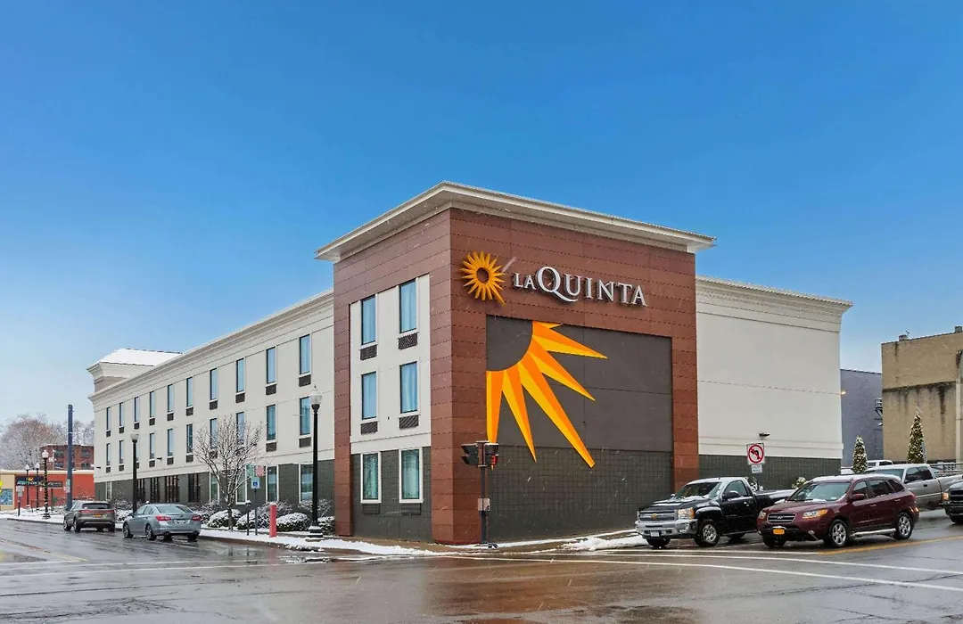 La Quinta By Wyndham Jamestown-1