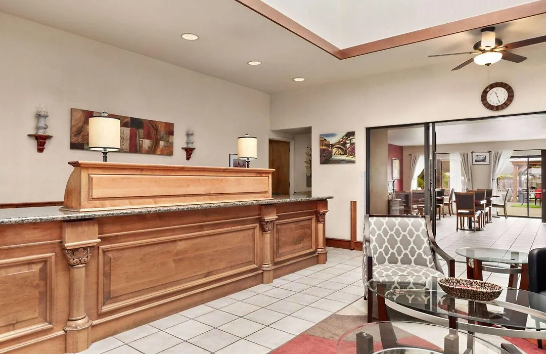 Ramada By Wyndham Arcata-1