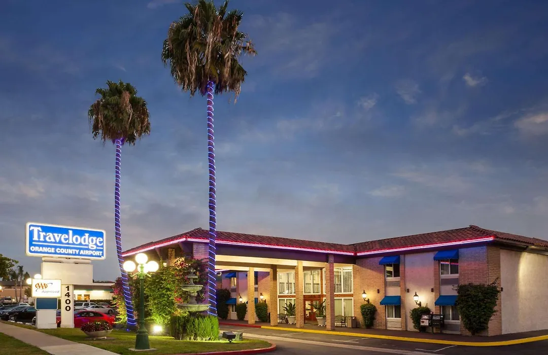 Travelodge By Wyndham Orange County Airport/ Costa Mesa-1