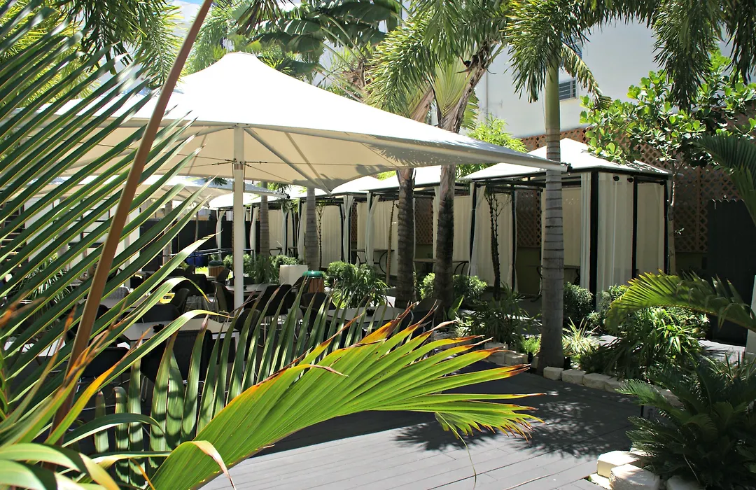 South Beach Plaza Hotel-1