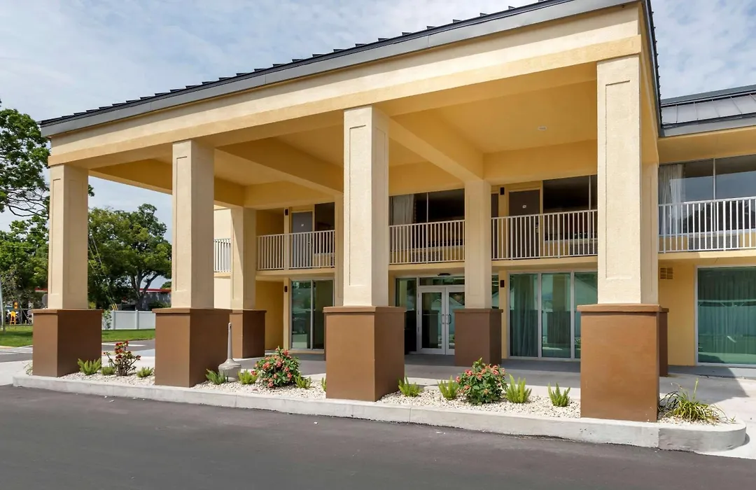 Quality Inn Saint Petersburg North-Tampa Bay-1