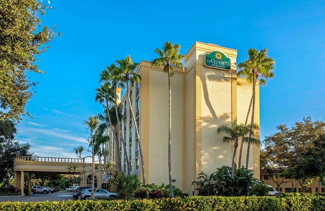 La Quinta By Wyndham West Palm Beach Airport-1