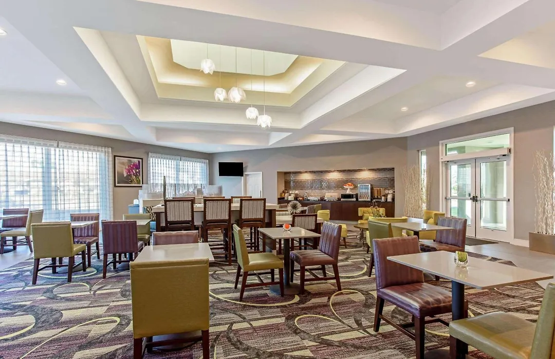 La Quinta Inn & Suites By Wyndham Panama City-1