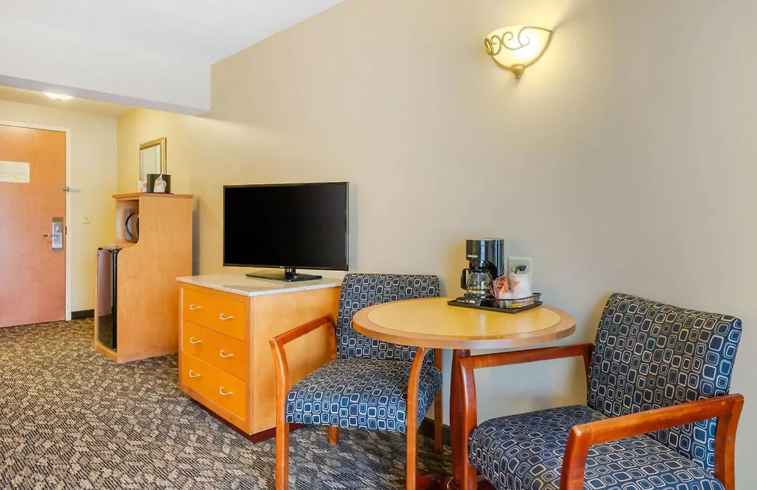 Clarion Inn Ormond Beach At Destination Daytona-1