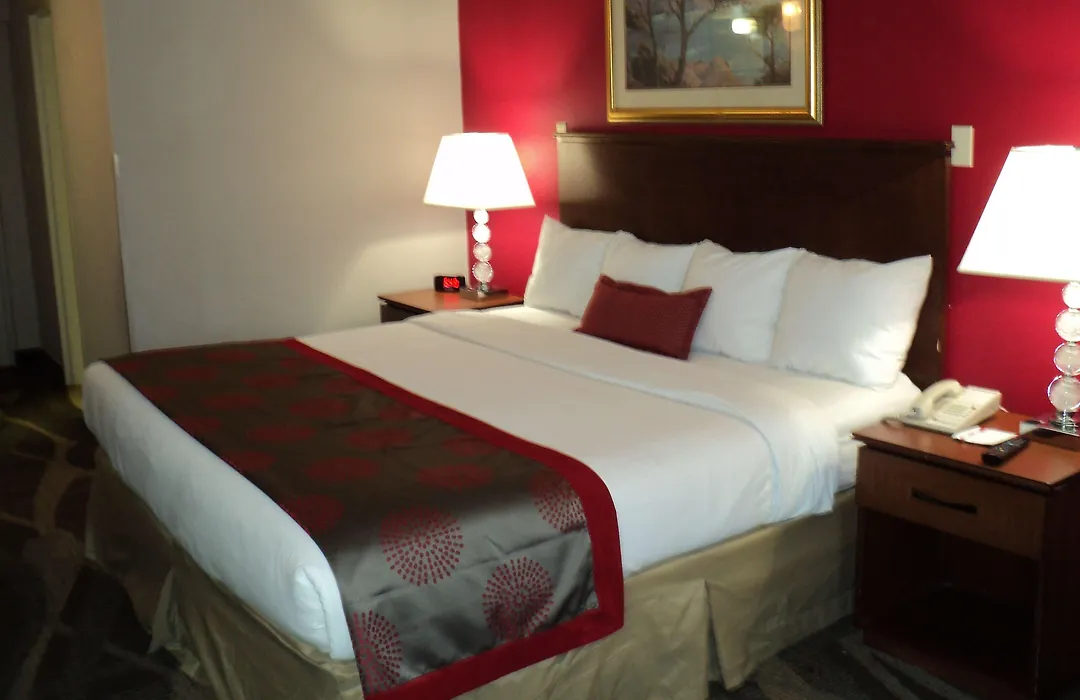 Ramada By Wyndham Yonkers-1