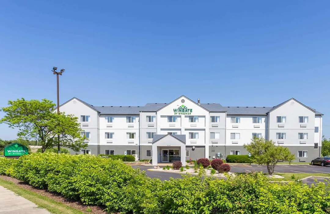Wingate By Wyndham Gurnee-1