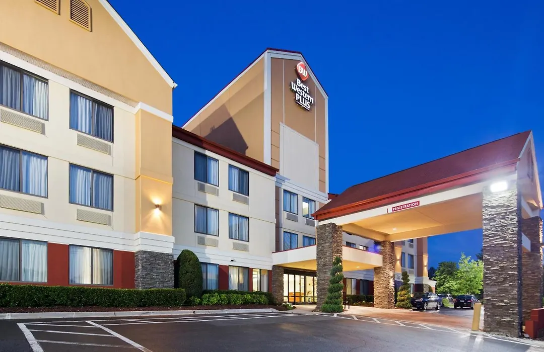 Best Western Plus Huntersville-1