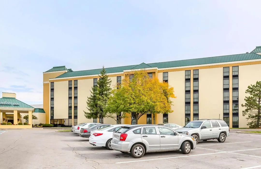 Comfort Inn & Suites Piqua-Near Troy-I75-1