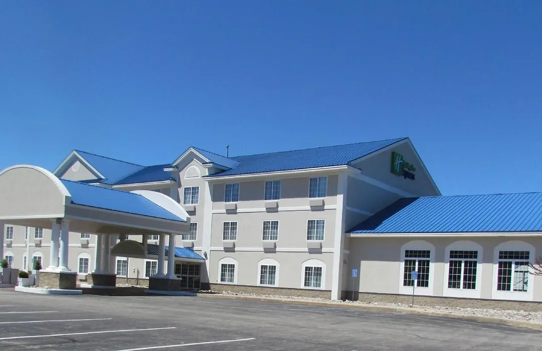 Holiday Inn Express Hotel & Suites Cadillac By Ihg-1