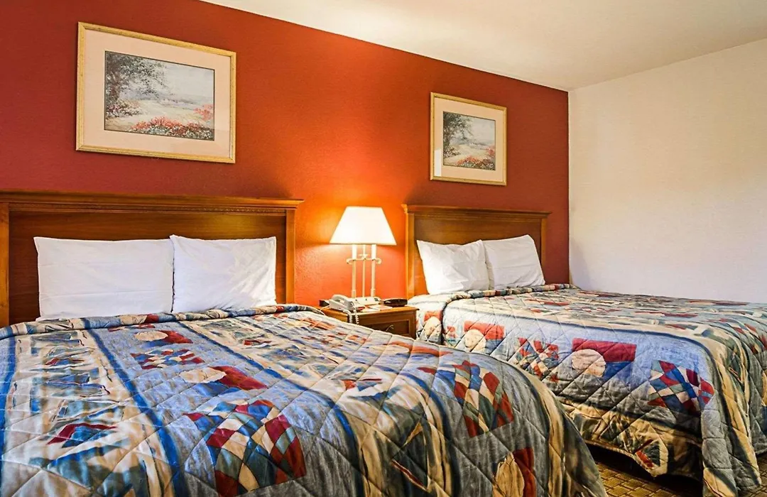 Econo Lodge Richmond North-1