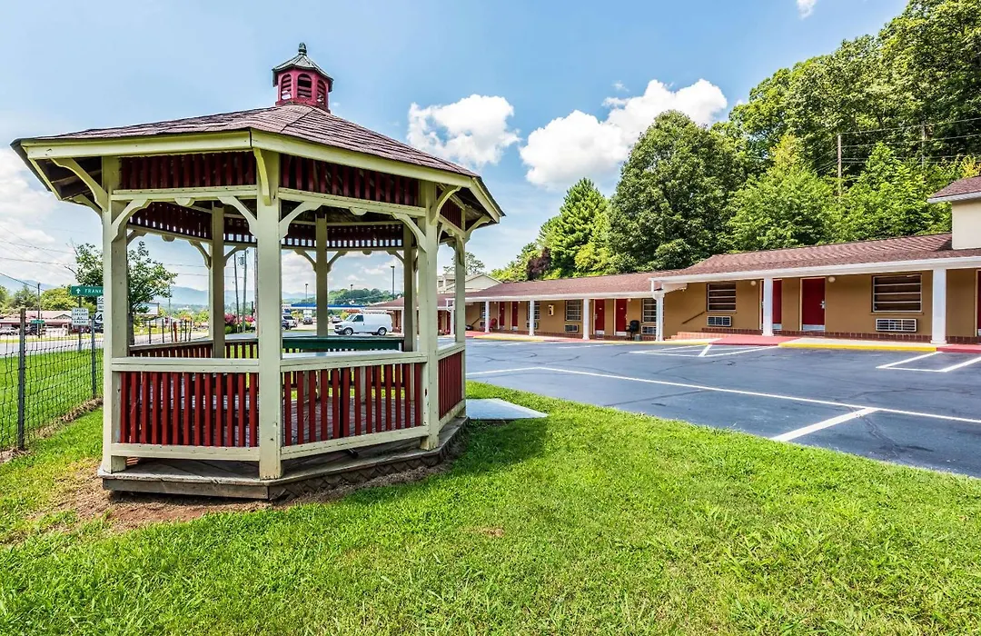 Americas Best Value Inn Franklin-1