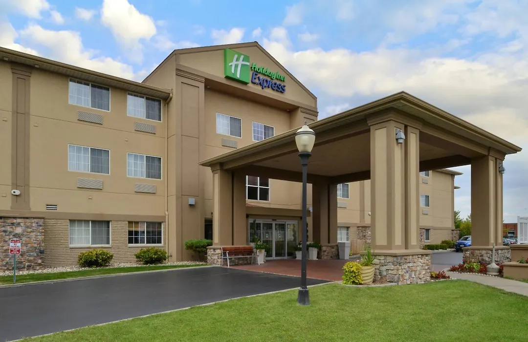 Holiday Inn Express Hotel & Suites-Saint Joseph By Ihg-1