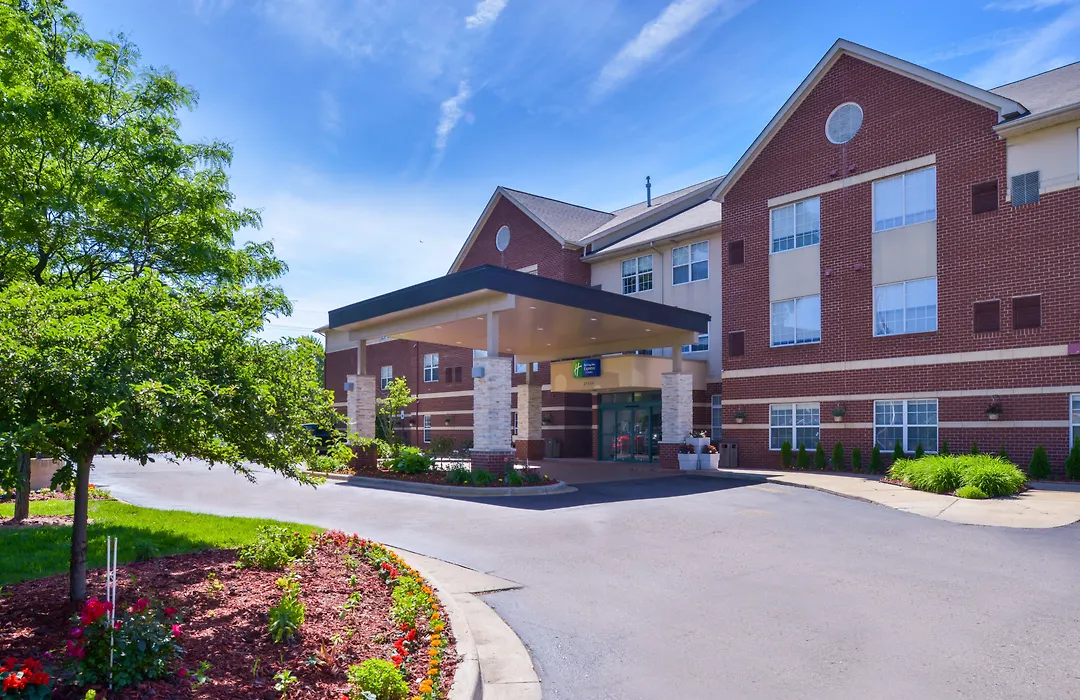 Holiday Inn Express Hotel & Suites Southfield - Detroit, An Ihg Hotel-1