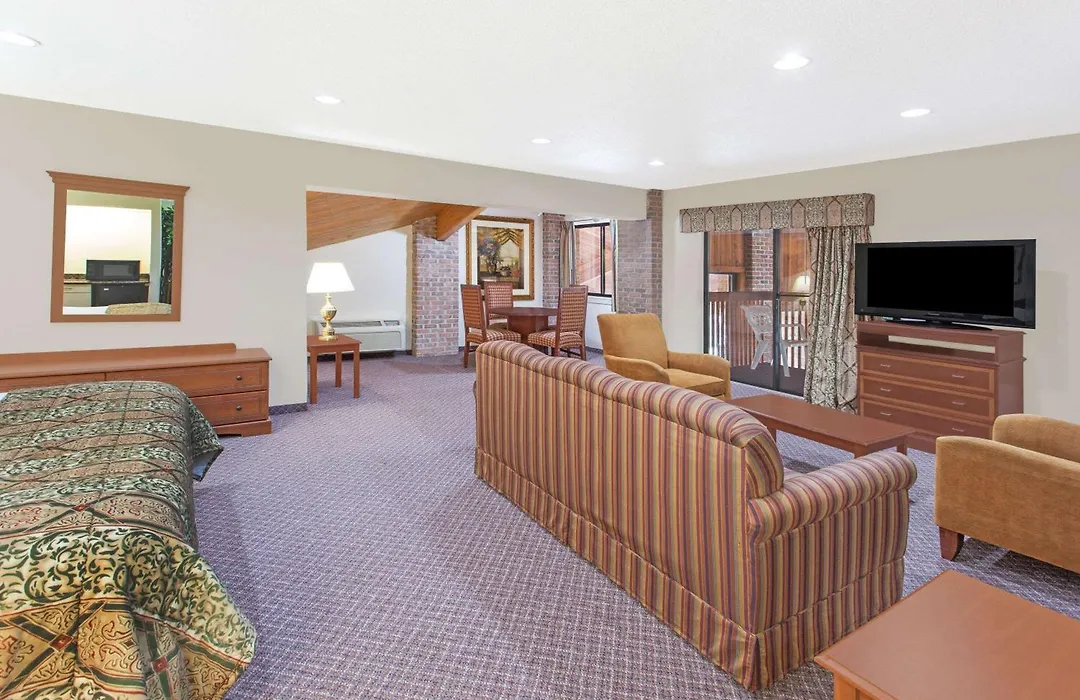 Baymont By Wyndham Smyrna-1