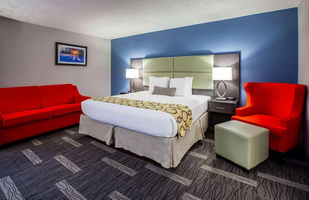 Baymont By Wyndham Traverse City-1