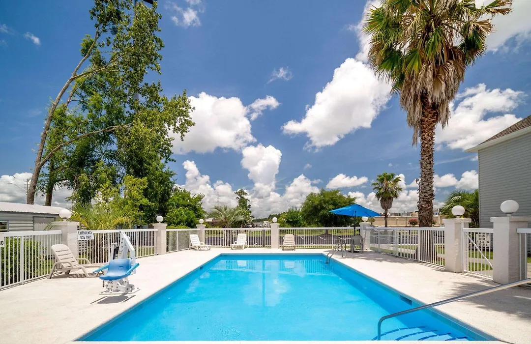 Microtel Inn & Suites By Wyndham Savannah/Pooler-1