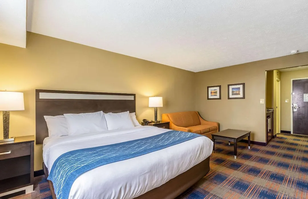 Comfort Inn Independence - Cleveland-1