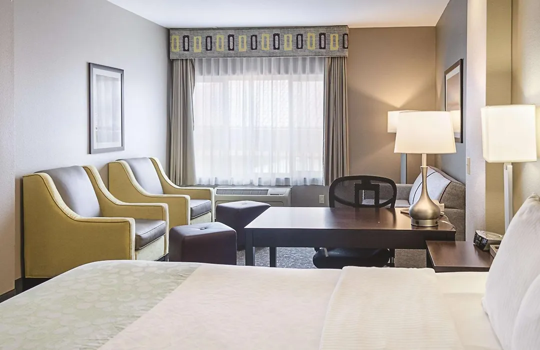La Quinta By Wyndham Biloxi-1