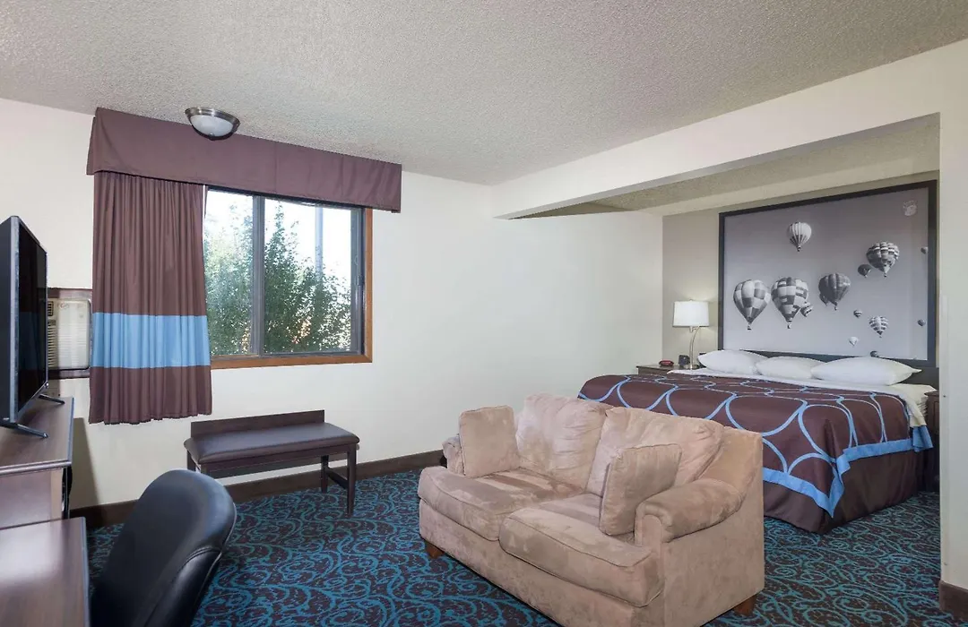 Super 8 By Wyndham Tucumcari-1