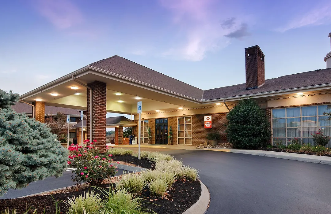 Best Western Plus Morristown Conference Center-1