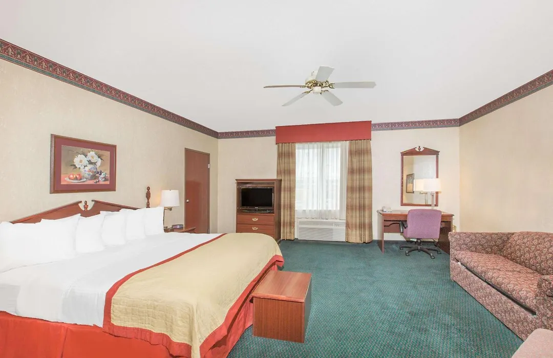 Baymont By Wyndham Jonesboro-1