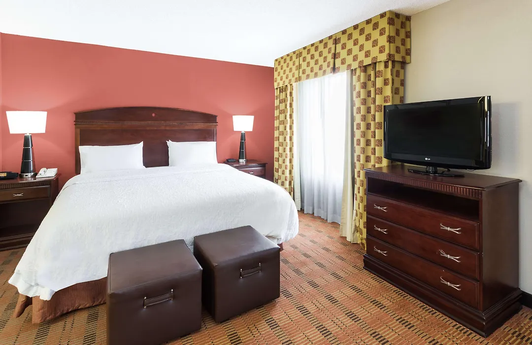 Hampton Inn Moss Point-1