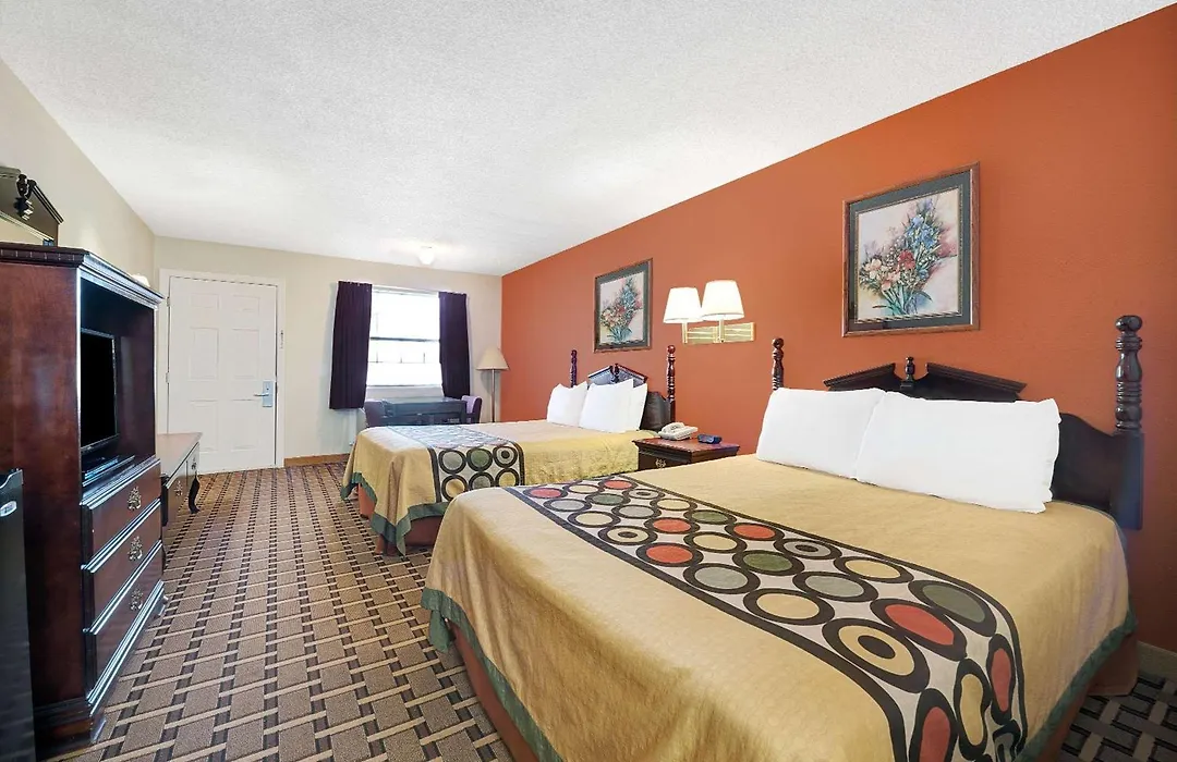 Super 8 By Wyndham Dallas South-1