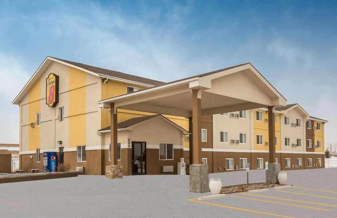 Super 8 By Wyndham Gillette-1