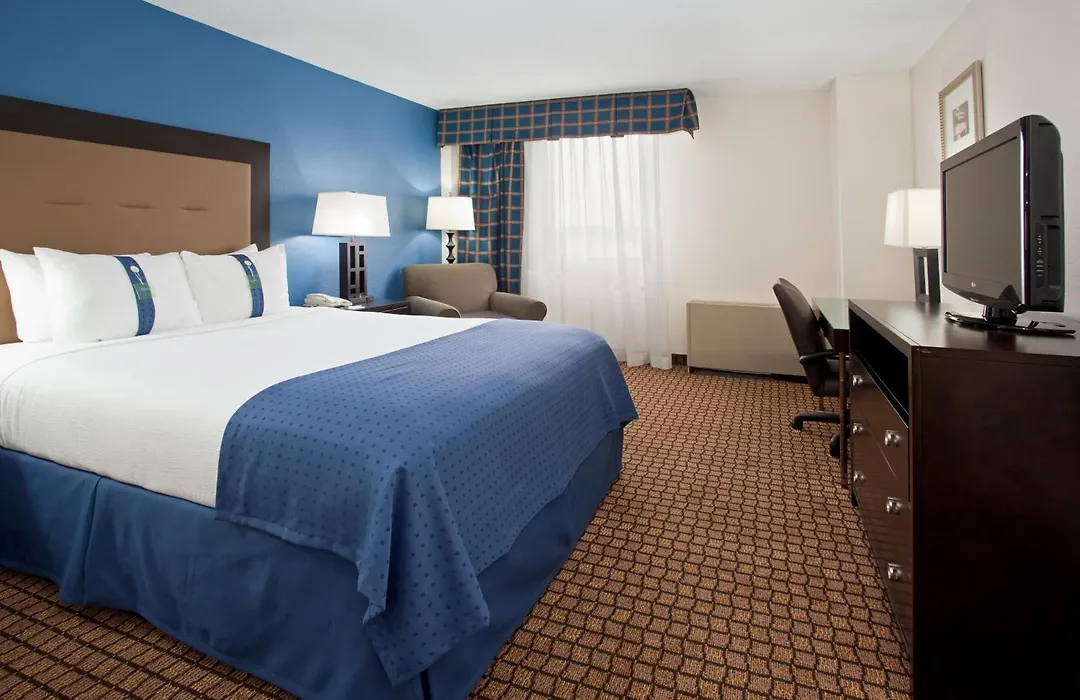 Ramada Plaza By Wyndham Sheridan Hotel & Convention Center-1