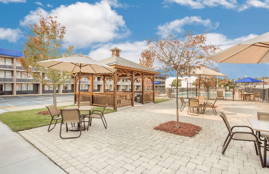 Ramada Plaza By Wyndham Fayetteville Fort Bragg Area-1