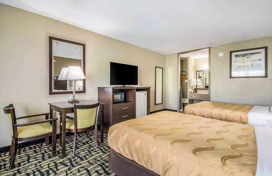 Quality Inn & Suites York East-1