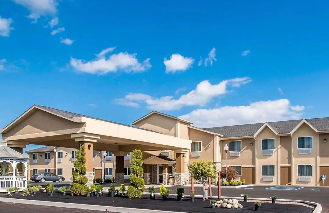 Comfort Inn Saugerties-1